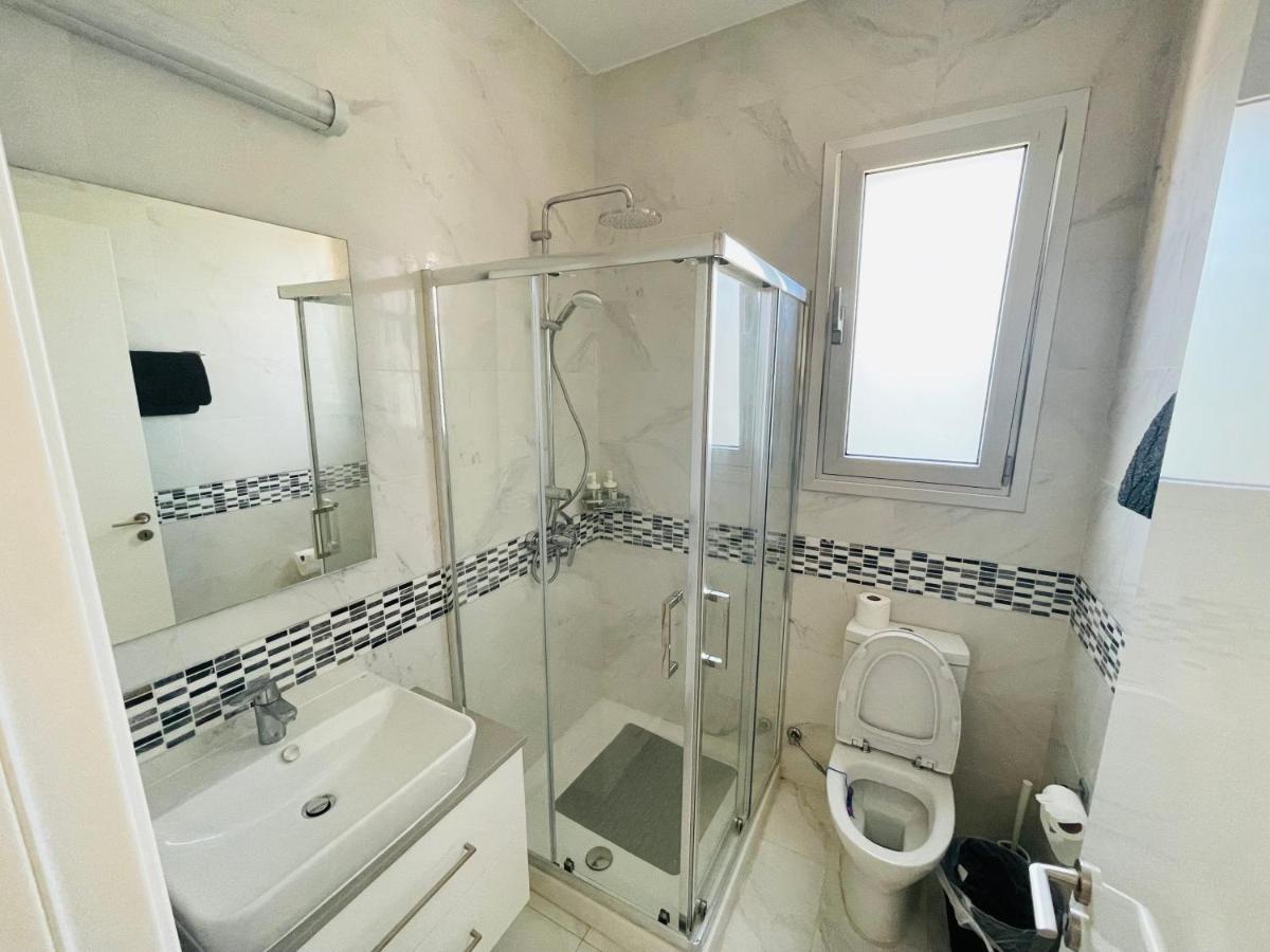 City Center Cozy Apt Paphos Buitenkant foto